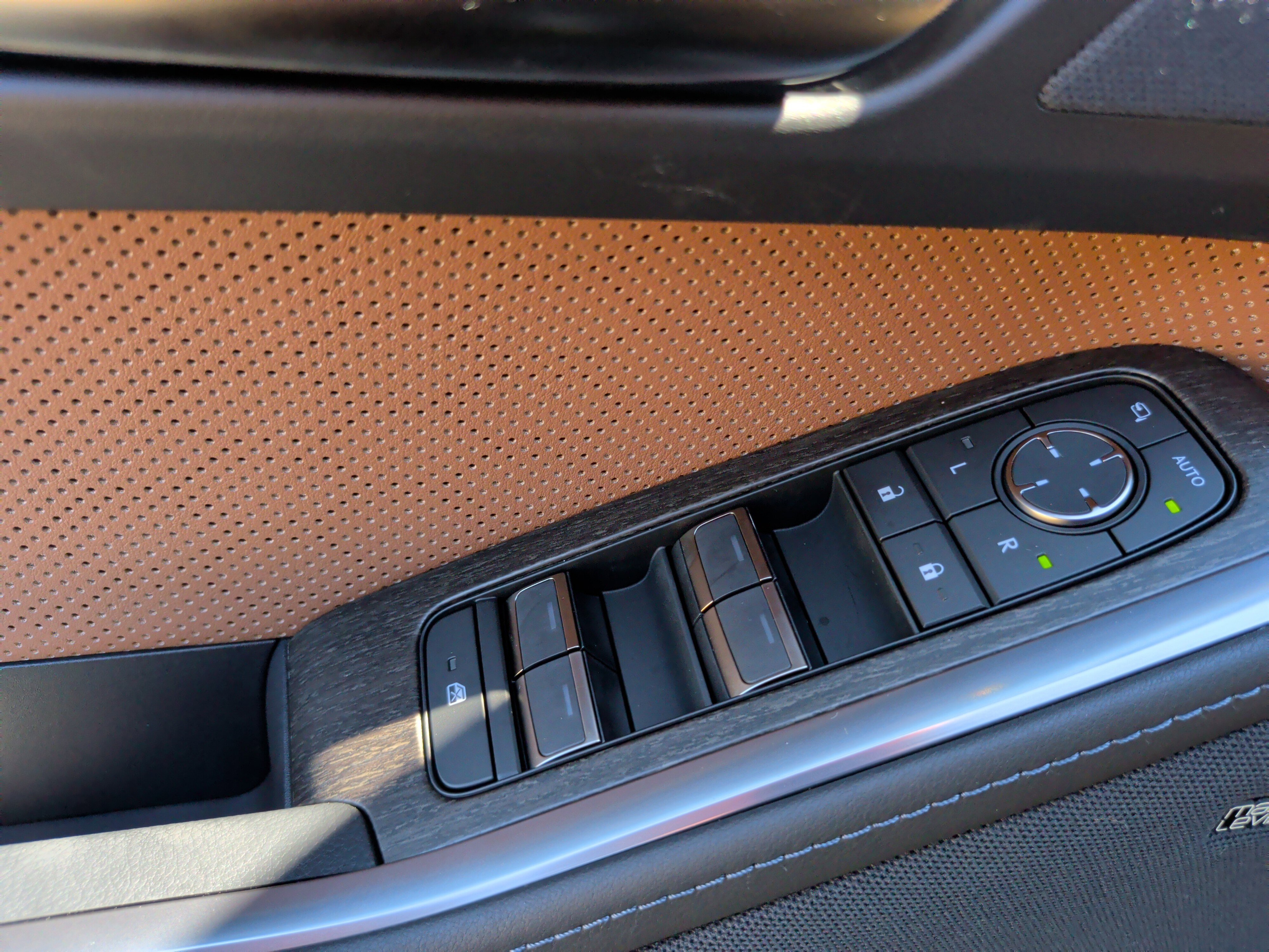 Used 2026 Lexus GX 550 w/ Accessory Package (2T) image 28