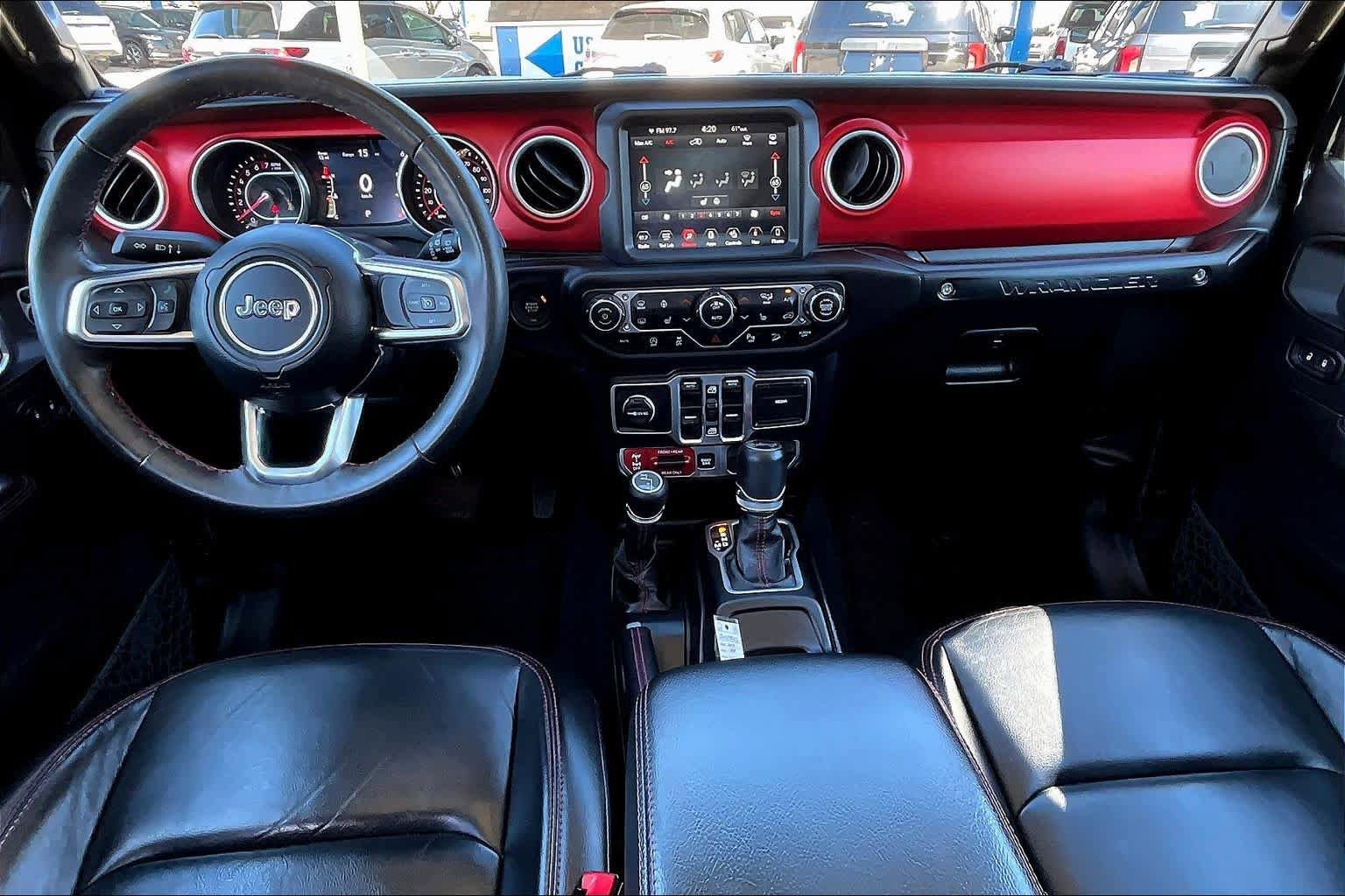 Used 2018 Jeep Wrangler Unlimited Rubicon AWD/4WD image 16