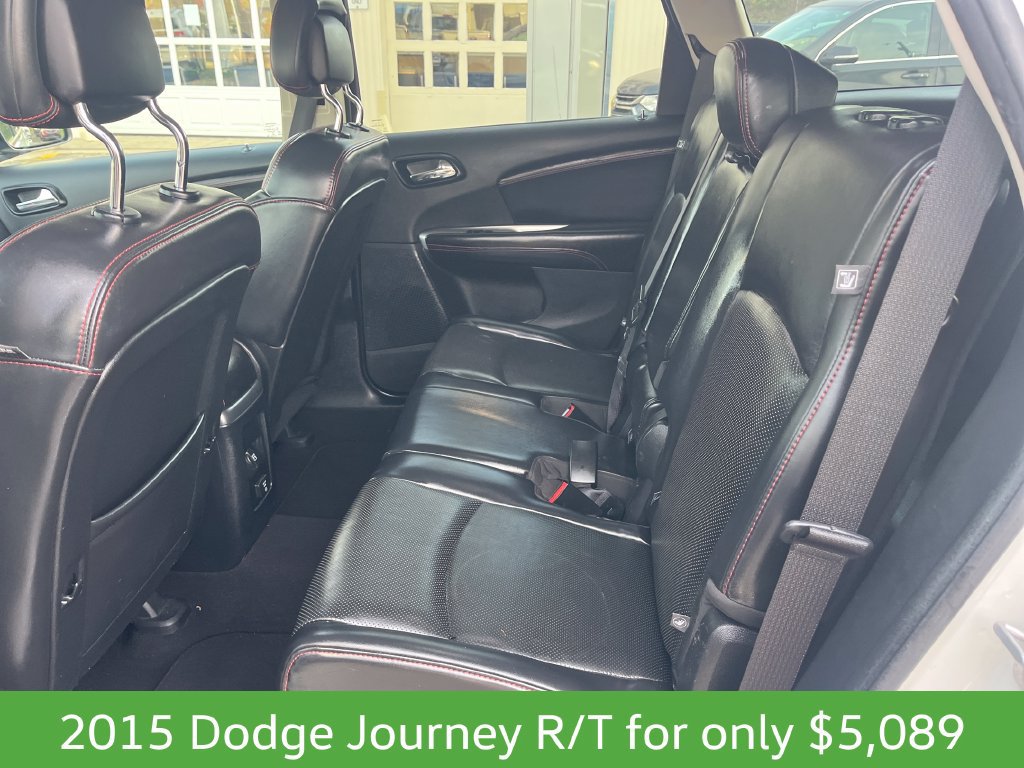 Used 2015 Dodge Journey R/T w/ Flexible Seating Group FWD image 11