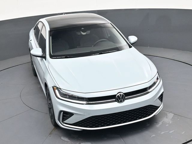 Used 2025 Volkswagen Jetta SE image 27