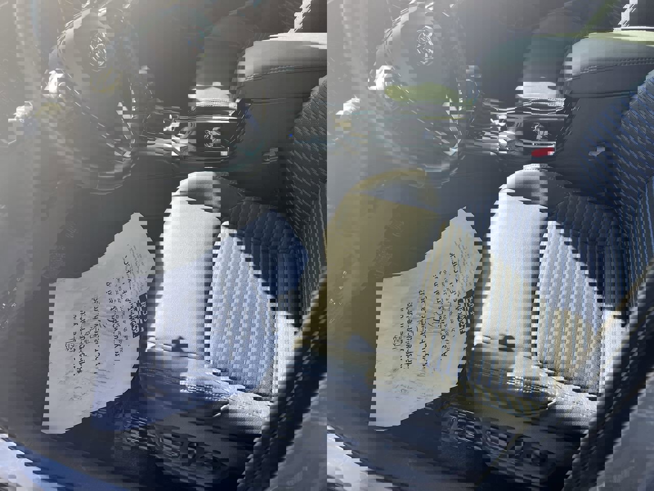 Used 2024 Toyota Corolla Cross XSE w/ Convenience Package image 16