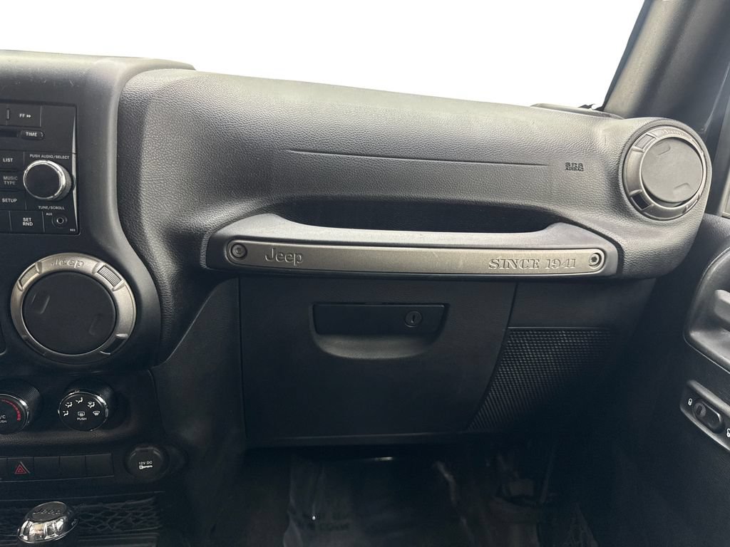 Used 2015 Jeep Wrangler Unlimited Sport w/ Quick Order Package 24S AWD/4WD image 53