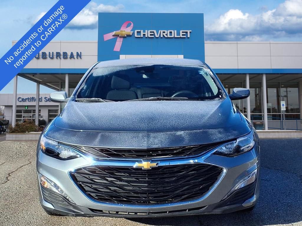 Used 2023 Chevrolet Malibu LT image 2