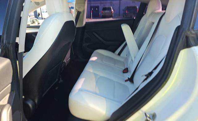Used 2021 Tesla Model 3 Long Range image 13