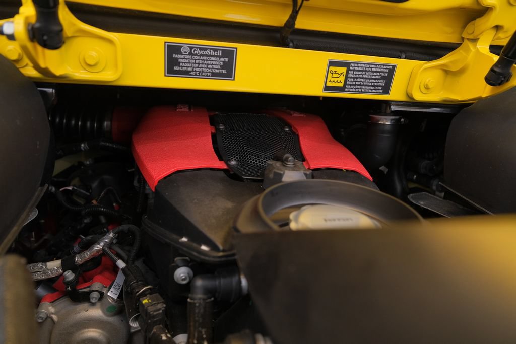 Used 2021 Ferrari F8 Tributo RWD image 55