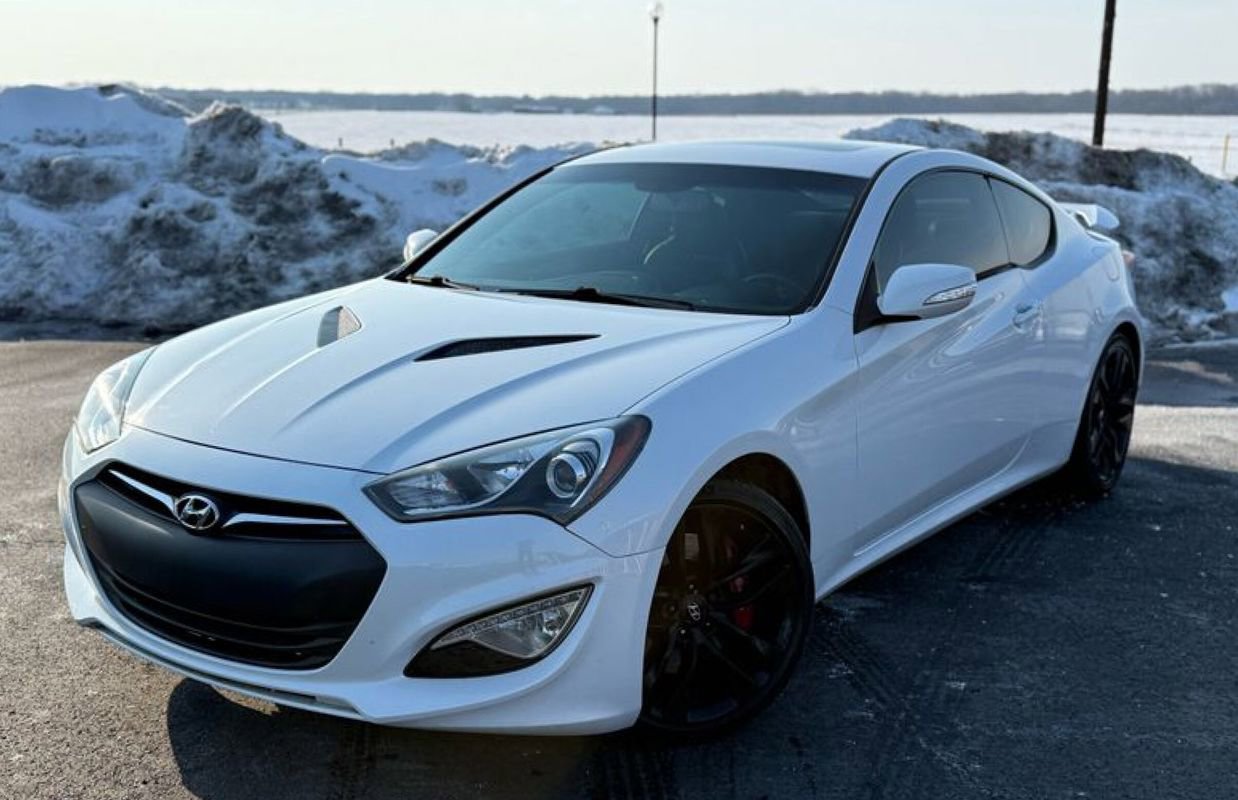 Used 2016 Hyundai Genesis Coupe 3.8
