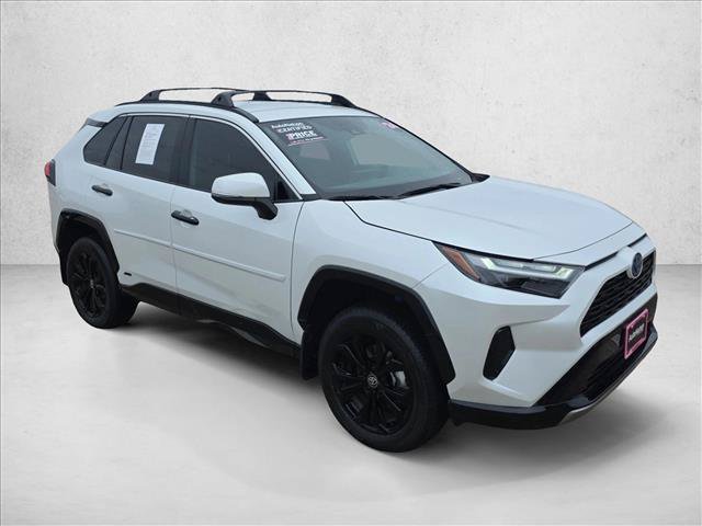 Used 2024 Toyota RAV4 SE AWD/4WD image 3