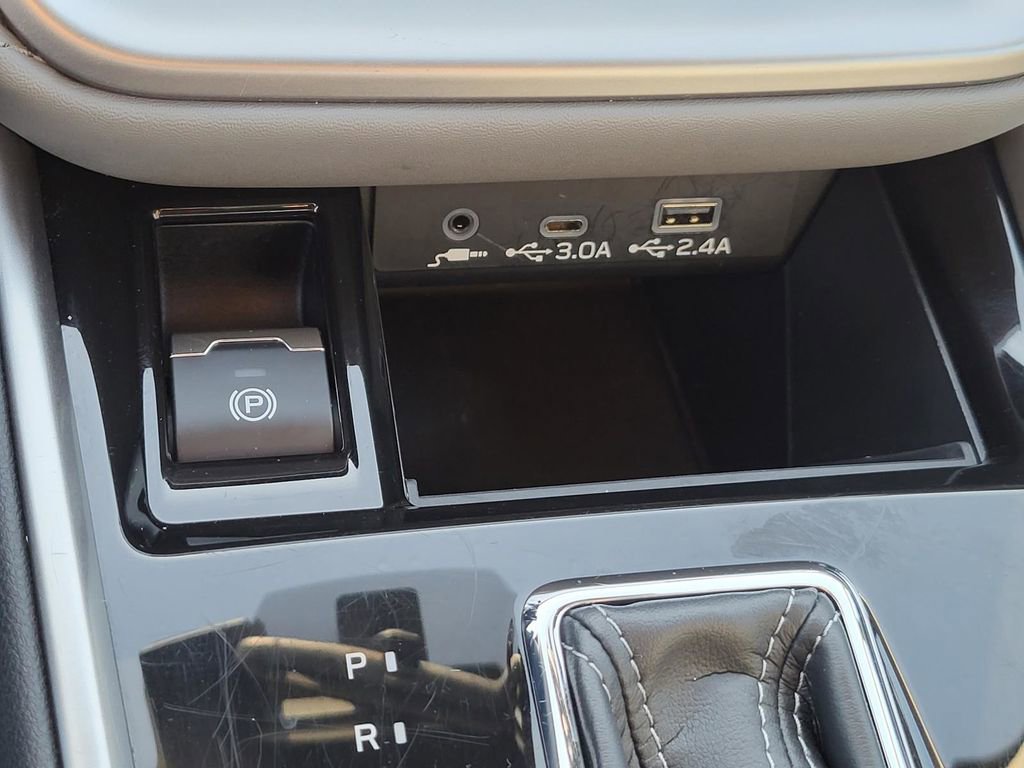 Certified 2025 Subaru Legacy Premium image 23