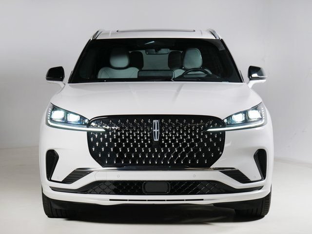 Used 2026 Lincoln Aviator Black Label w/ Dynamic Handling Package AWD/4WD image 6