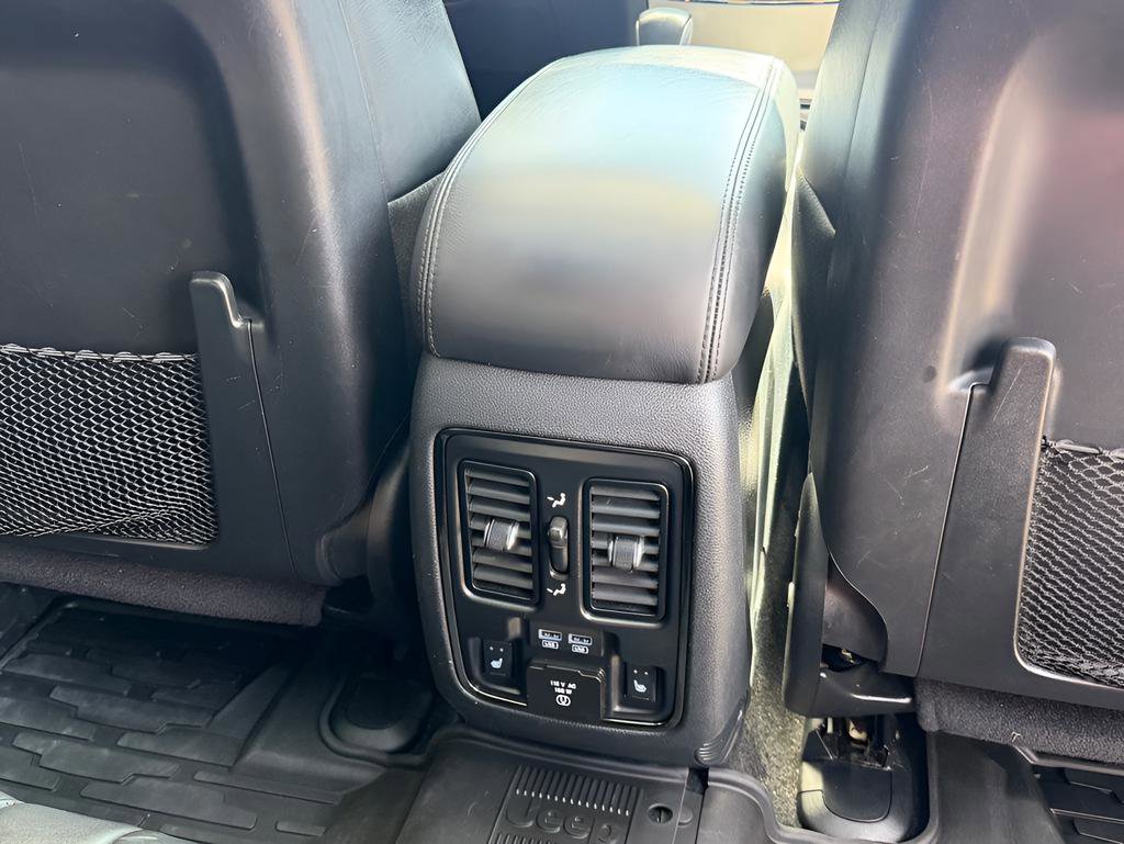 Used 2020 Jeep Grand Cherokee High Altitude AWD/4WD image 26