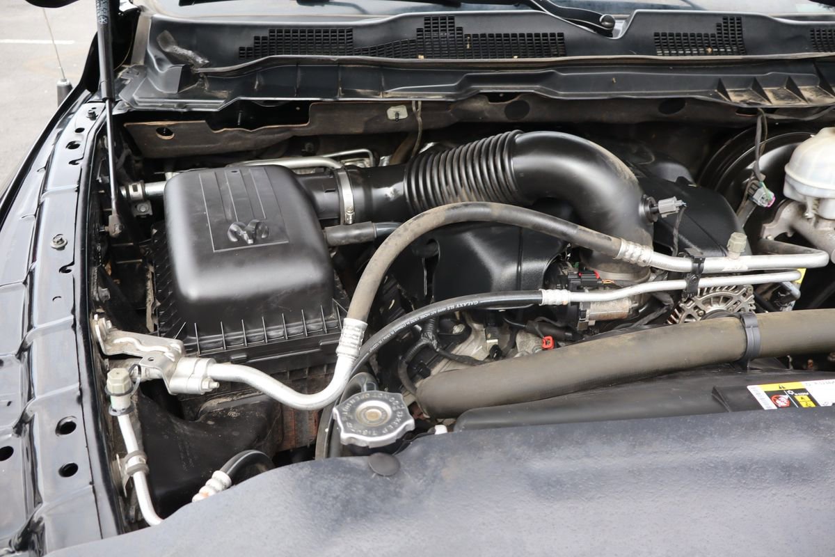 Used 2019 RAM 1500 Big Horn AWD/4WD image 38