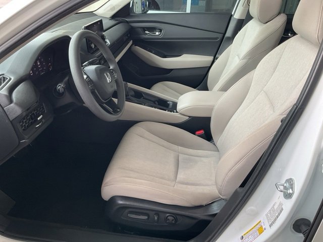 Used 2023 Honda Accord EX image 3
