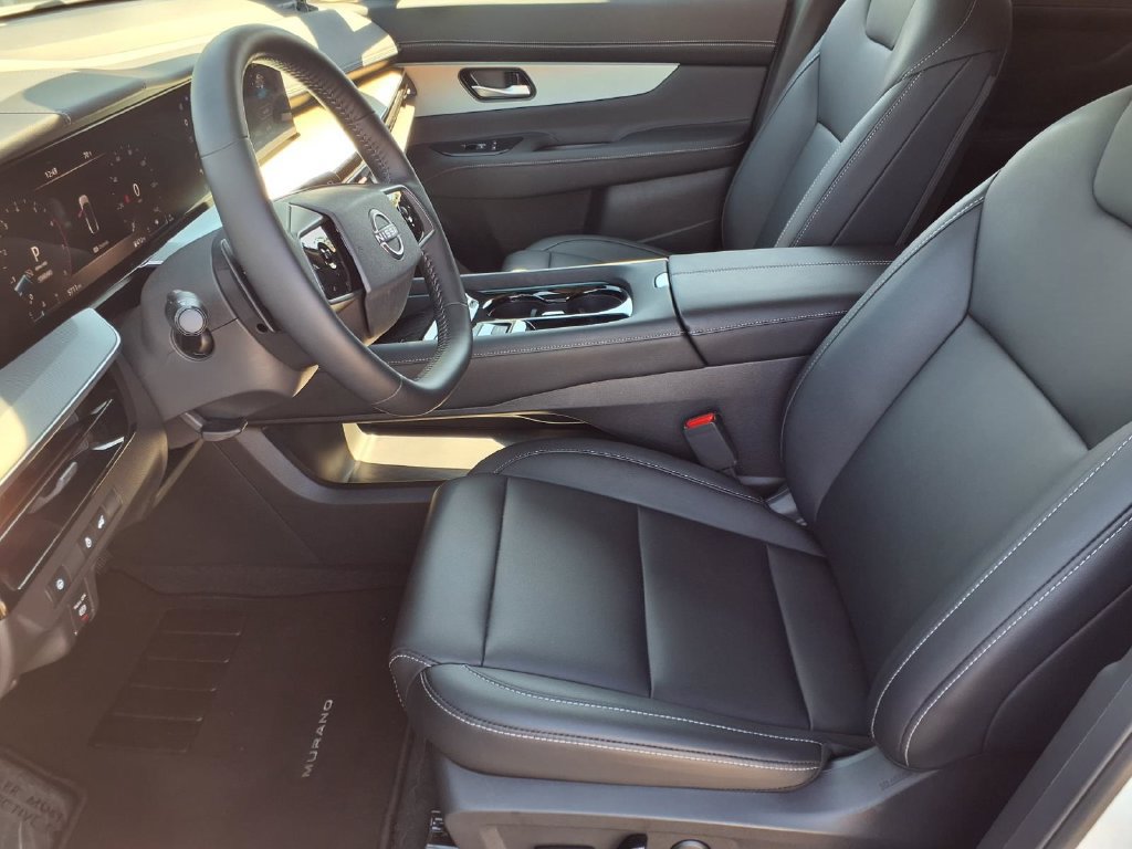 Used 2025 Nissan Murano SL AWD/4WD image 12