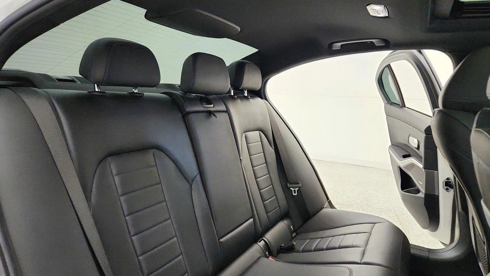 Used 2021 BMW M340i xDrive AWD/4WD image 29