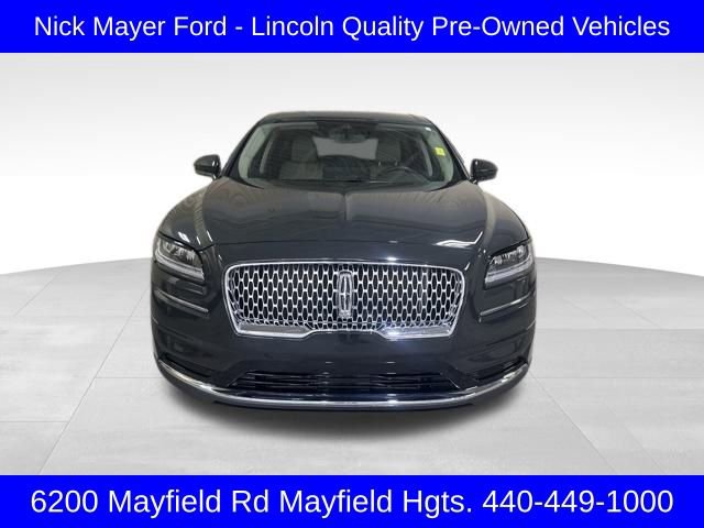 Used 2022 Lincoln Nautilus AWD image 2
