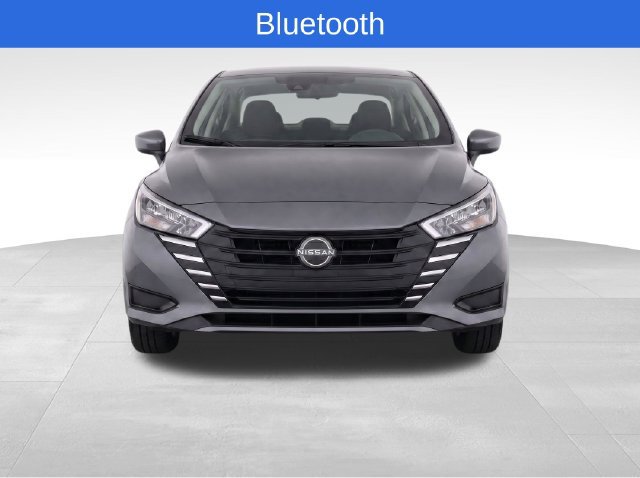 Used 2025 Nissan Versa SV FWD image 5