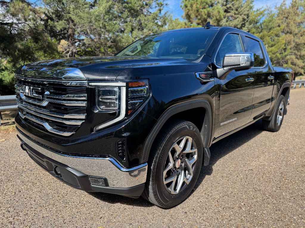 Used 2023 GMC Sierra 1500 SLT w/ SLT Convenience Package