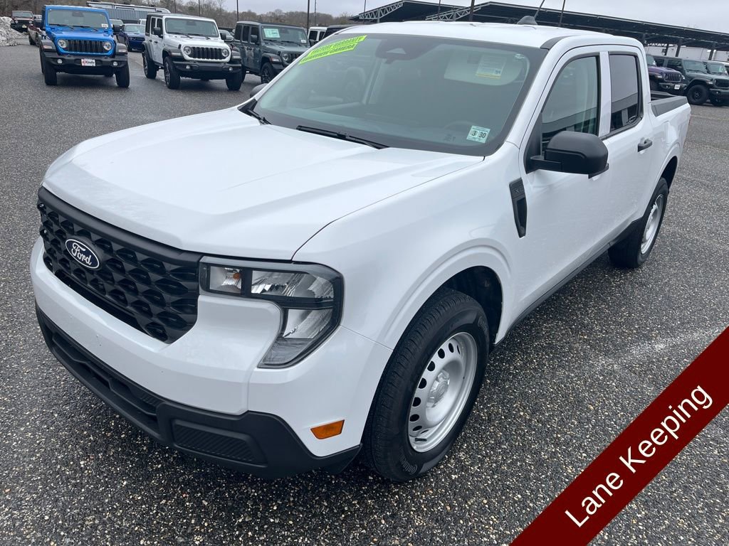 Used 2025 Ford Maverick XL image 4