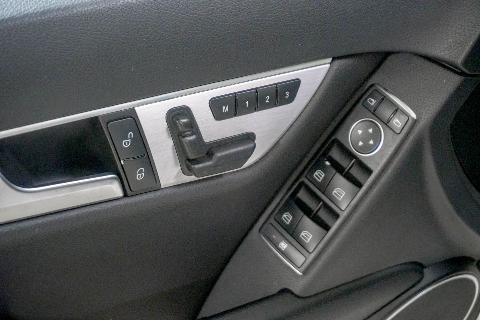 Used 2014 Mercedes-Benz C 300 4MATIC Sedan image 15