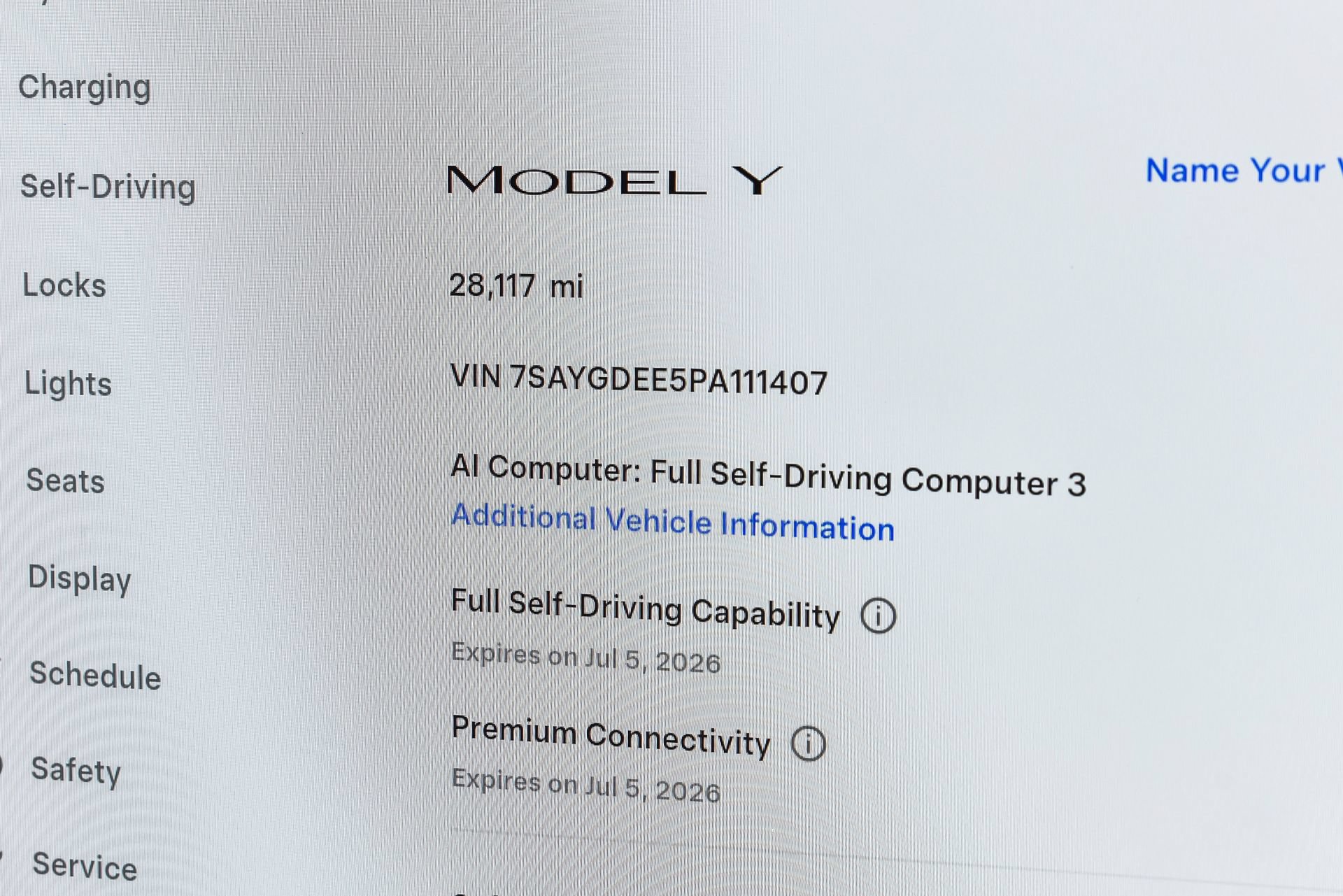 Used 2023 Tesla Model Y Long Range AWD/4WD image 25