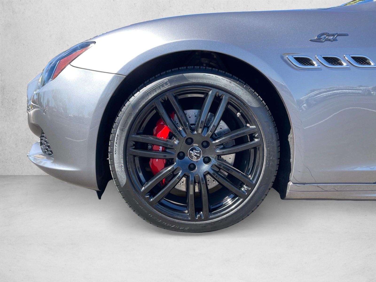 Used 2022 Maserati Quattroporte GT RWD image 9