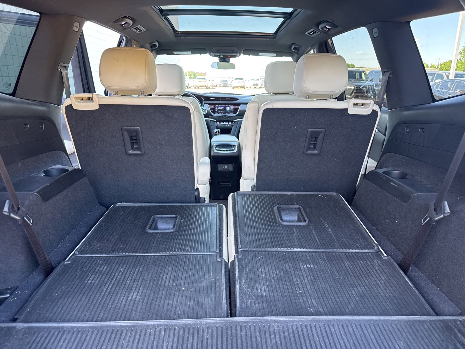 Used 2021 Cadillac XT6 Sport w/ LPO, Floor Liner Package AWD/4WD image 24