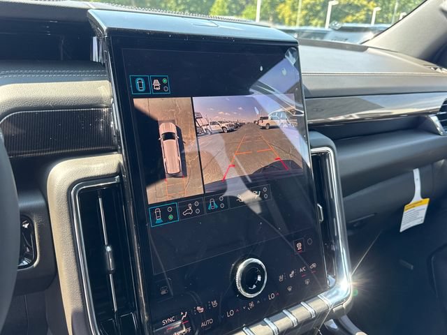 New 2026 GMC Yukon XL Elevation w/ Elevation Premium Package AWD/4WD image 24