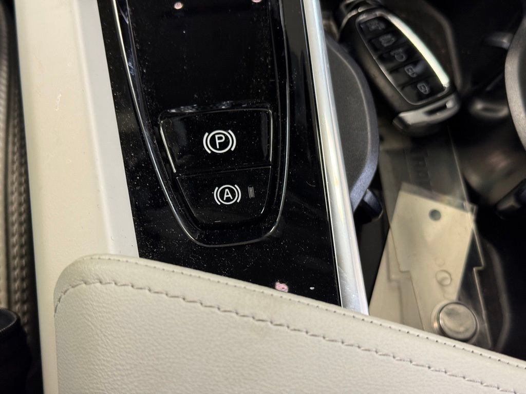 Used 2025 Volvo V60 B5 Cross Country Ultra w/ Protection Package Premier AWD/4WD image 44