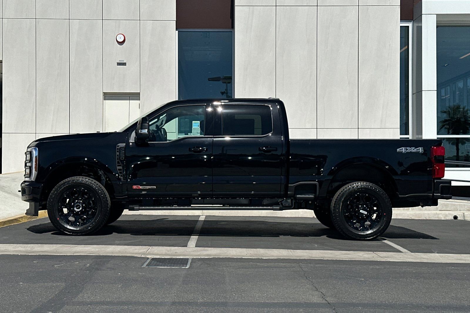 New 2026 Ford F250 Lariat w/ Black Appearance Package image 6