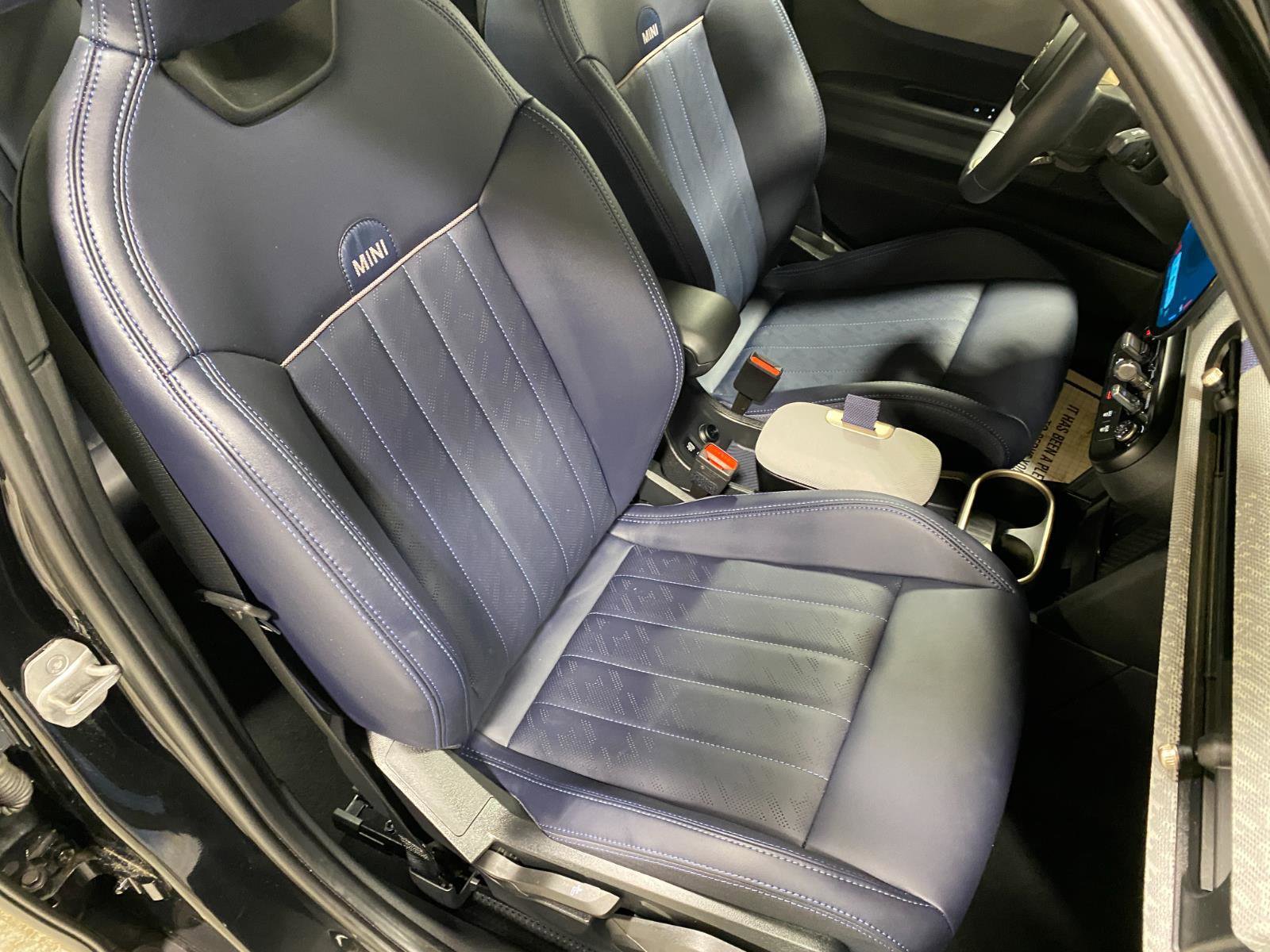 Certified 2025 MINI Cooper S image 18