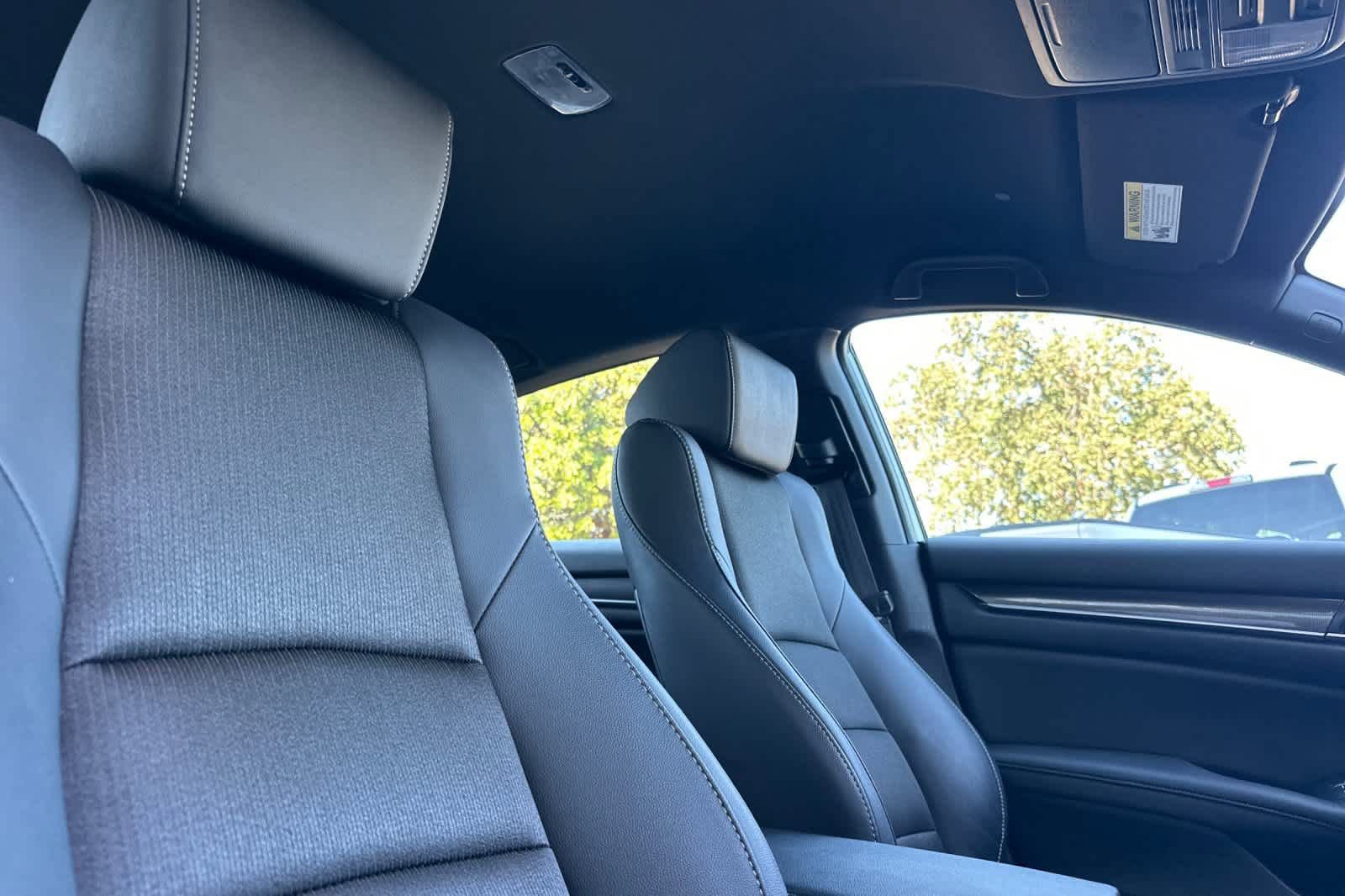 Used 2020 Honda Accord Sport image 16