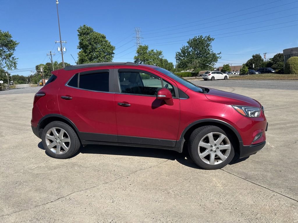 Used 2018 Buick Encore Essence w/ Experience Buick Package FWD image 3