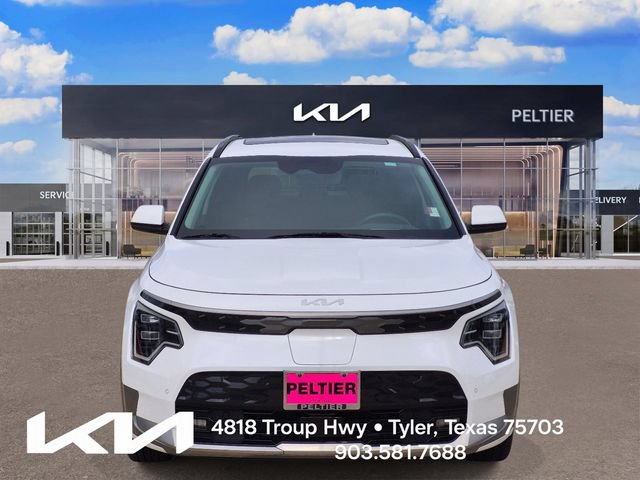 Certified 2023 Kia Niro Wave FWD image 2