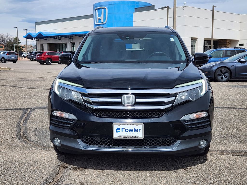 Used 2017 Honda Pilot Elite image 2