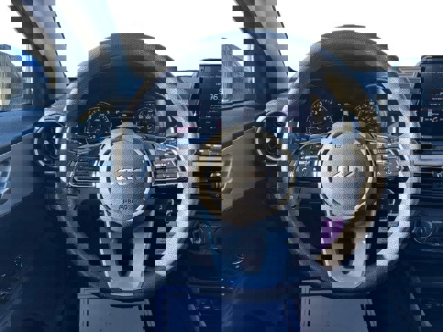 Certified 2023 Kia Forte LXS image 15