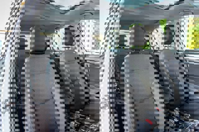 Used 2016 Volkswagen Golf S image 42