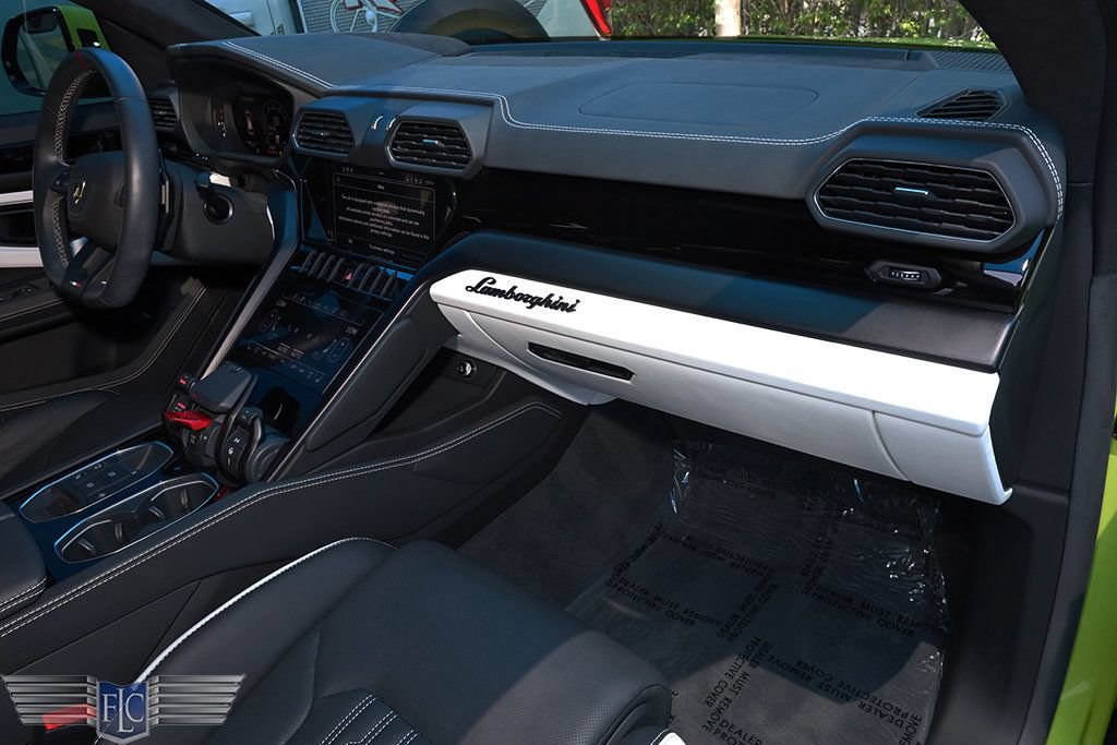 Used 2023 Lamborghini Urus S AWD/4WD image 25