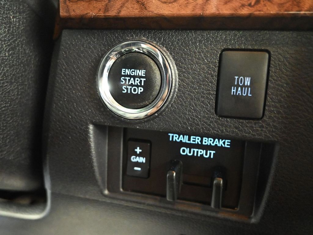 Used 2021 Toyota Tundra 1794 Edition image 30