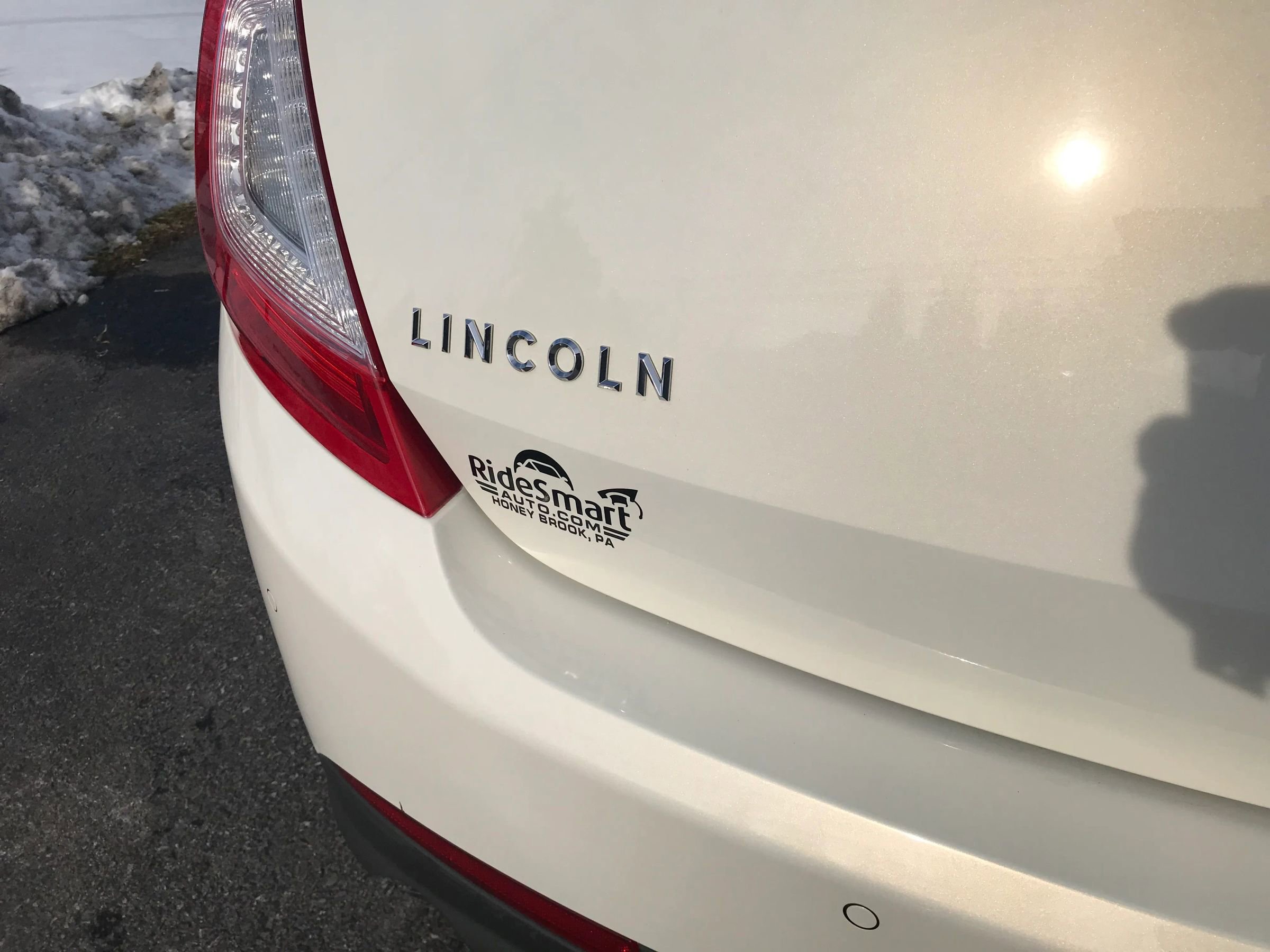 Used 2013 Lincoln MKS Sedan 4D image 36