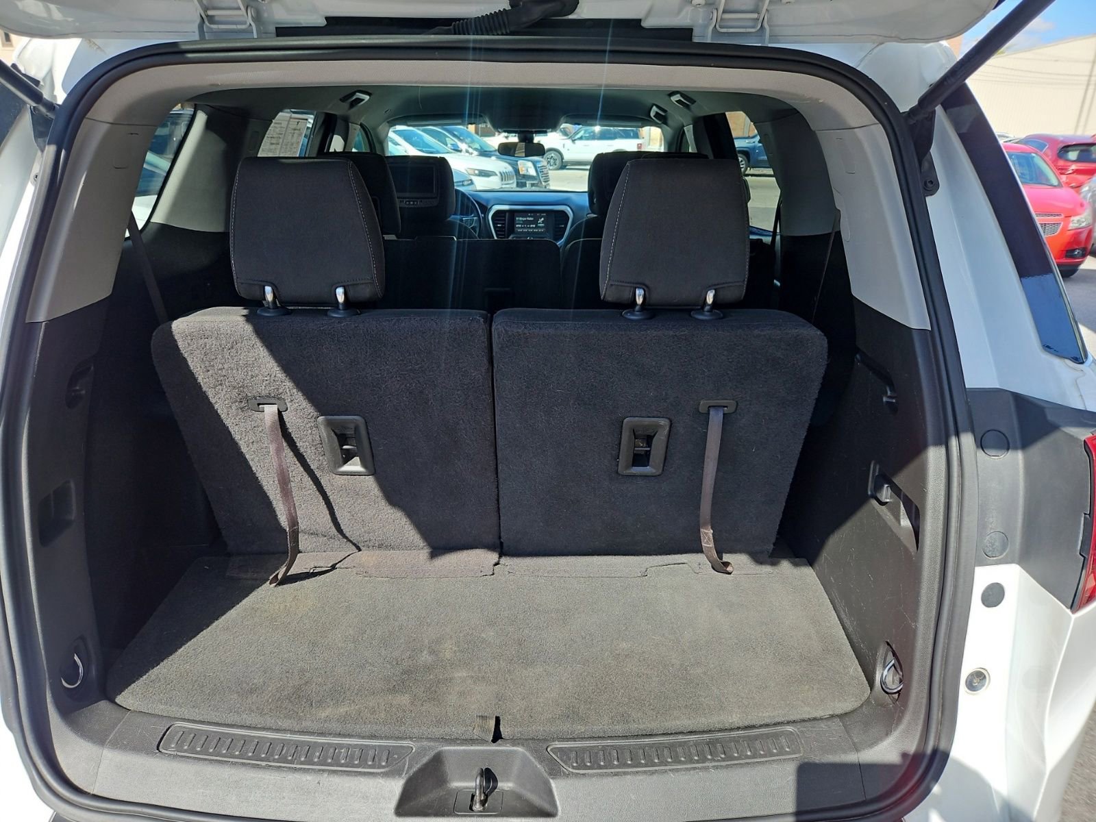 Used 2017 GMC Acadia SLE AWD/4WD image 17