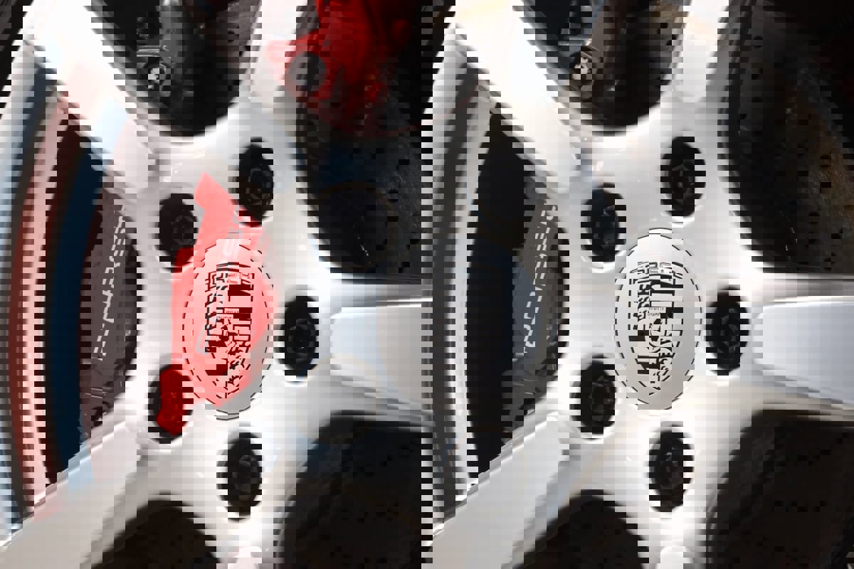 Used 2023 Porsche 718 Cayman S w/ Sport Chrono Package image 16