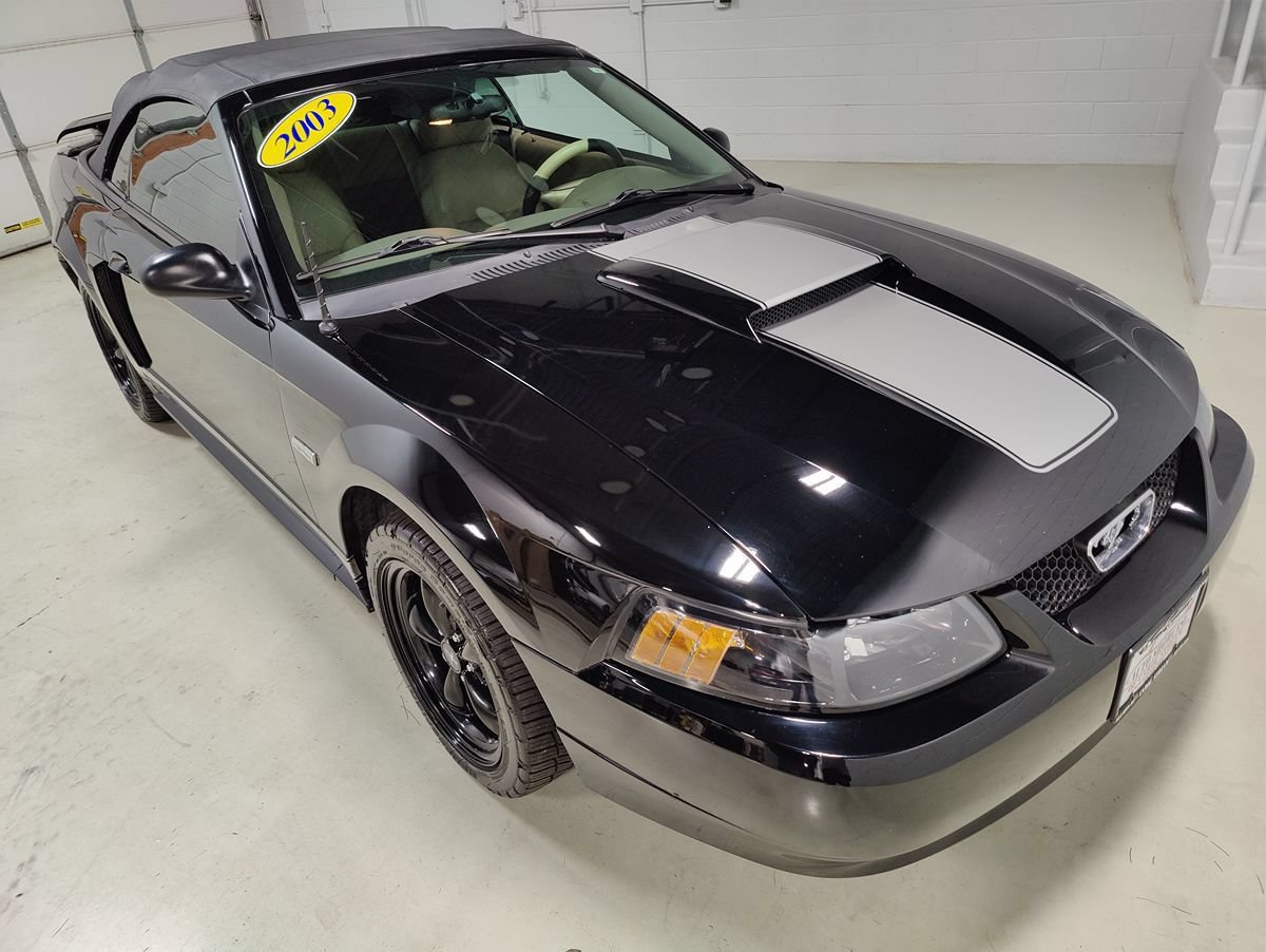 Used 2003 Ford Mustang GT Premium RWD image 2