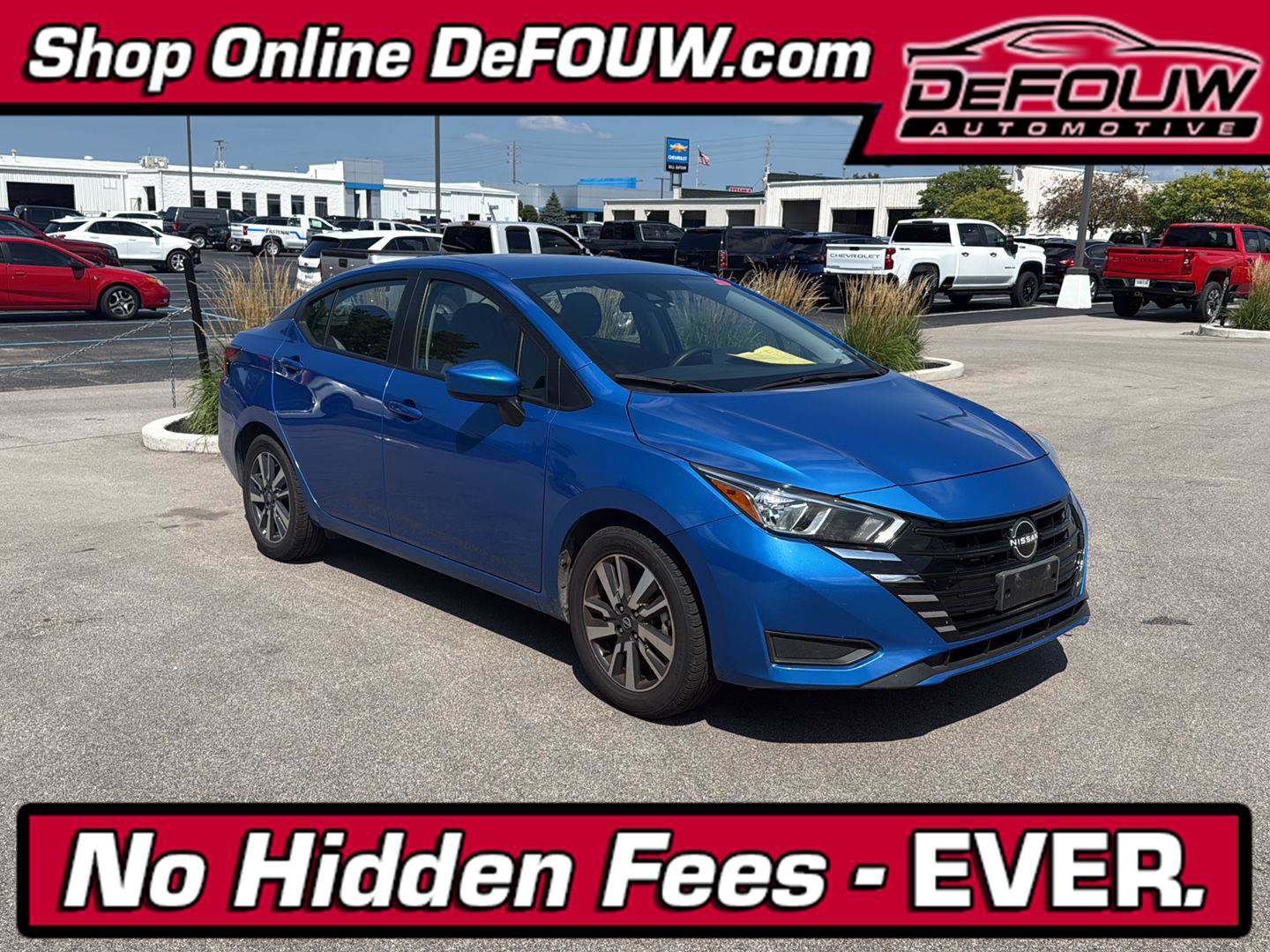 Used 2024 Nissan Versa SV FWD image 1
