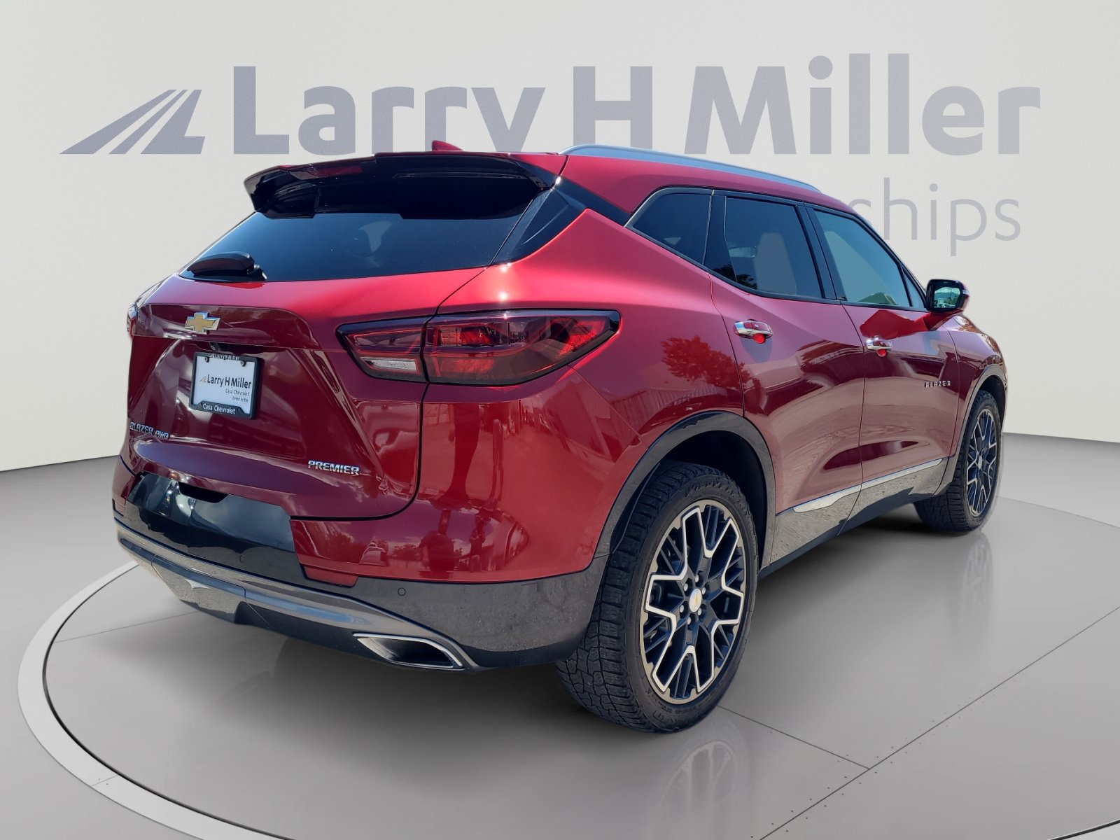 Used 2023 Chevrolet Blazer Premier w/ Enhanced Convenience Package AWD/4WD image 5