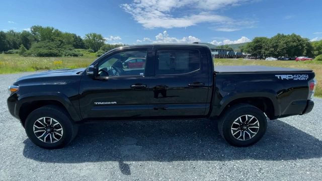 Certified 2023 Toyota Tacoma TRD Sport w/ Technology Package AWD/4WD image 5