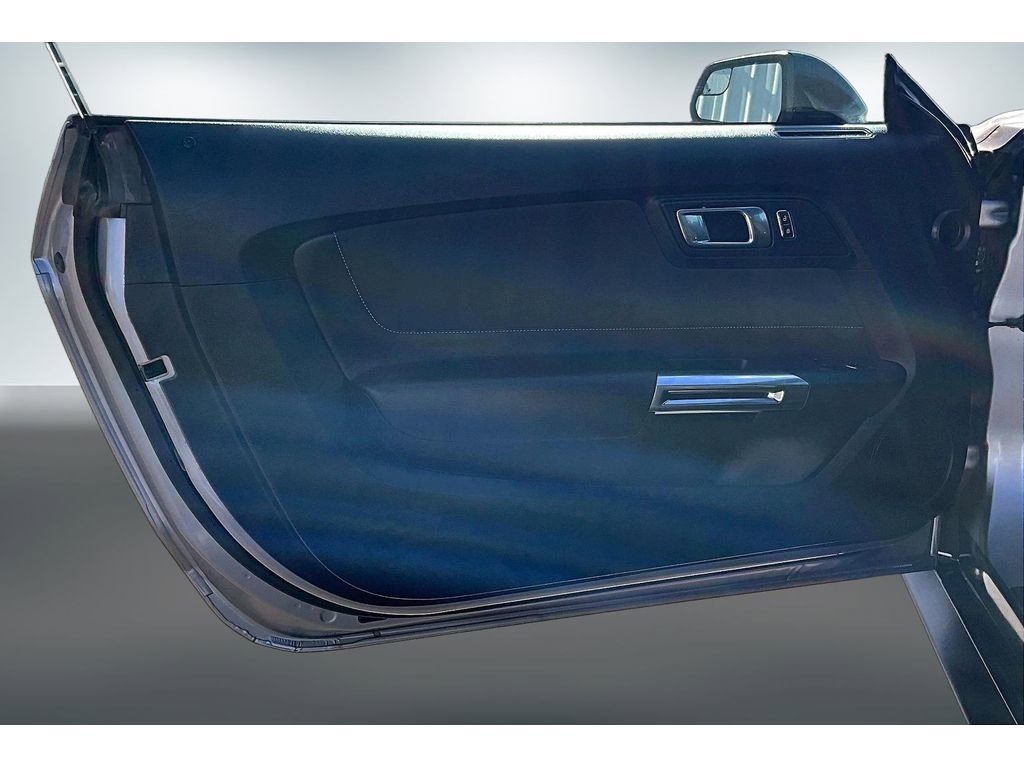 Used 2020 Ford Mustang GT RWD image 14
