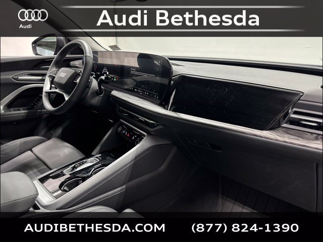 Certified 2025 Audi Q5 Premium Plus AWD/4WD image 11