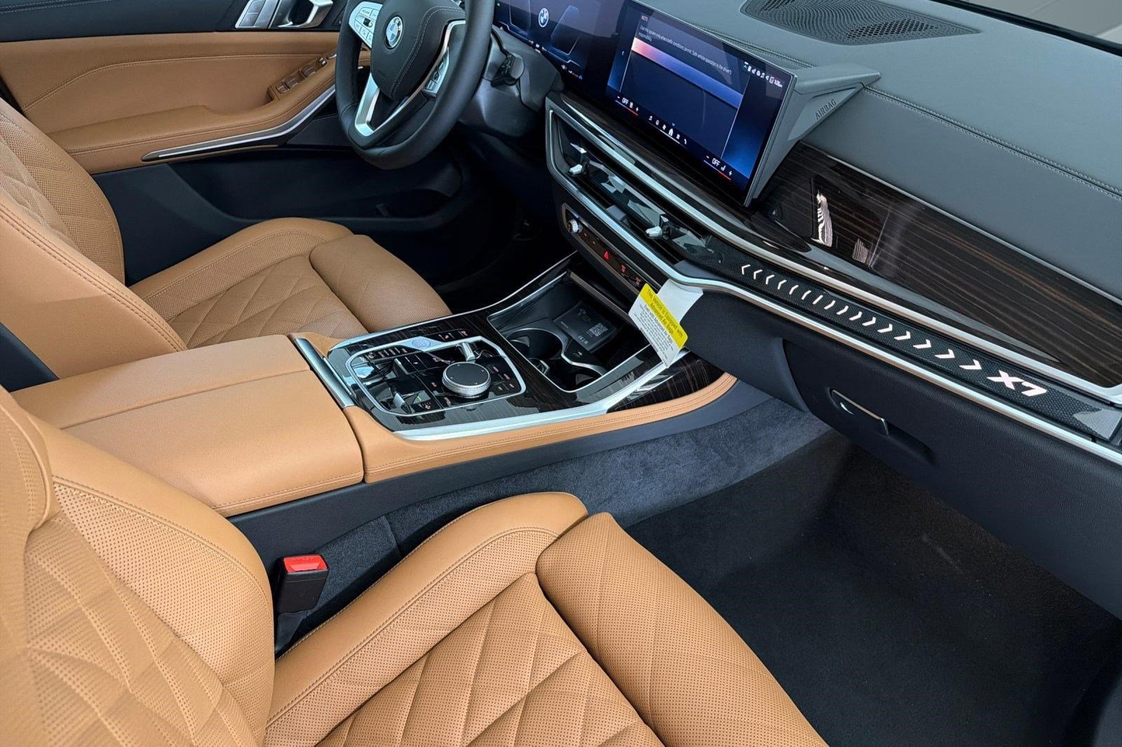 New 2026 BMW X7 xDrive40i w/ Premium Package image 27