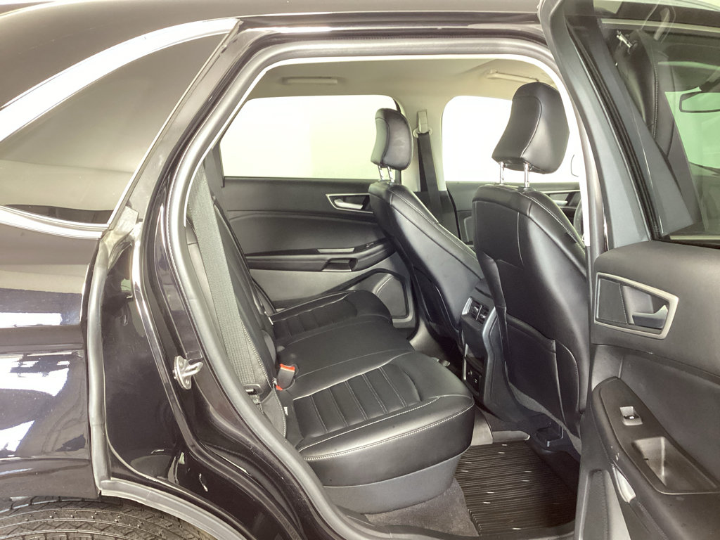 Certified 2024 Ford Edge SEL w/ Convenience Package AWD/4WD image 11
