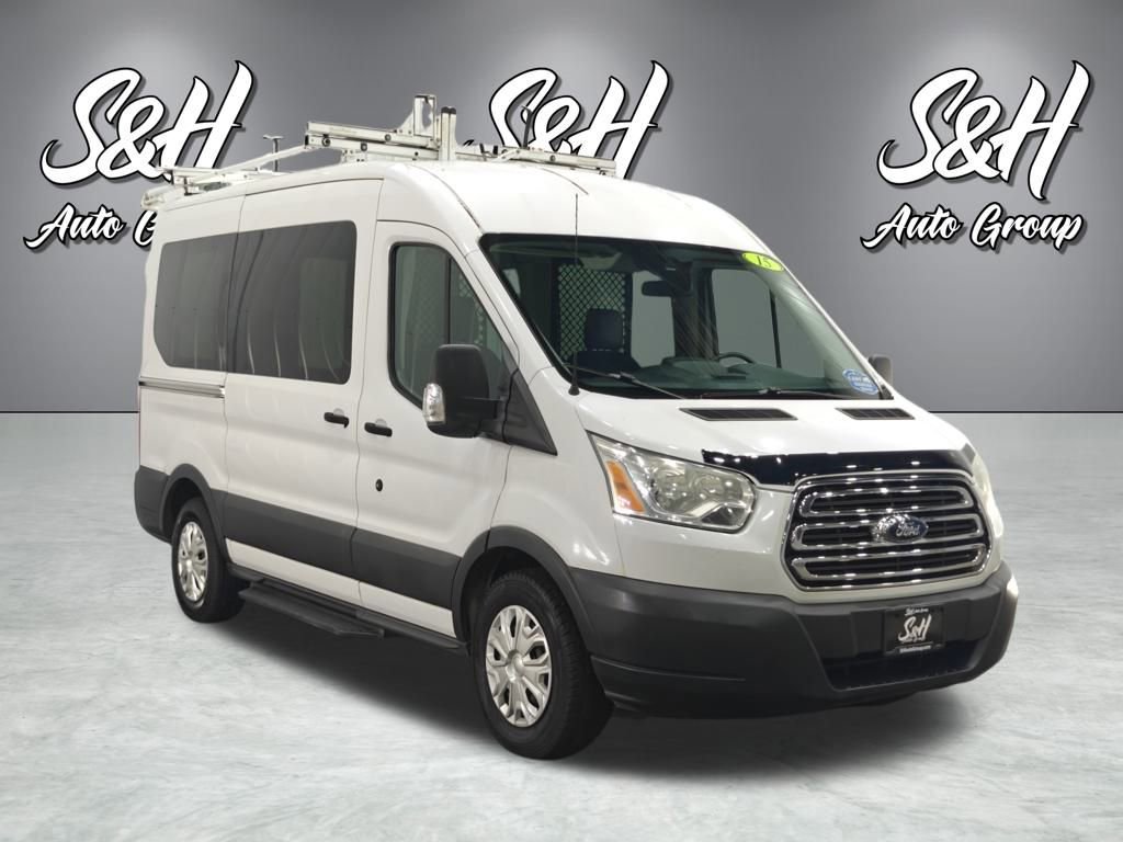 Used 2015 Ford Transit 150 XLT image 2